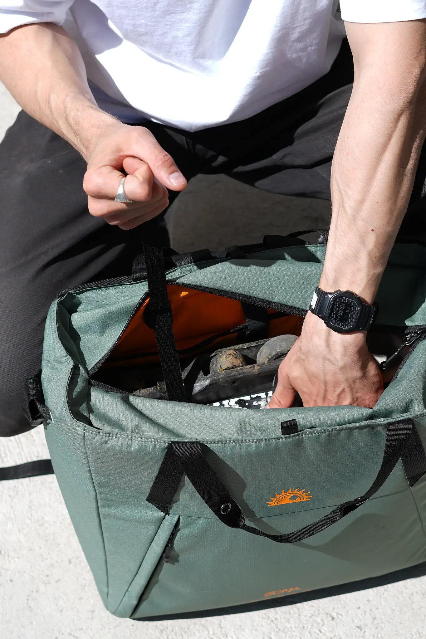 HELIOS - Cargo Hybrid Backpack